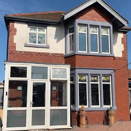 Family Holiday Home Blackpool Exterior foto